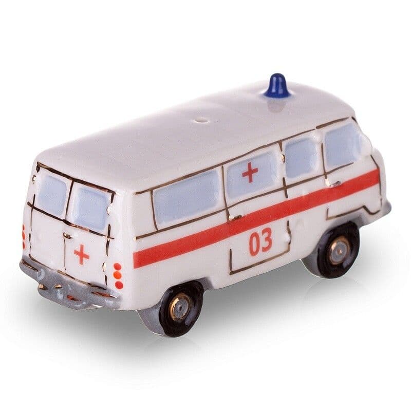 Ёлочная игрушка Буханка скорая помощь Фарфоровая мануфактура | Фото 2